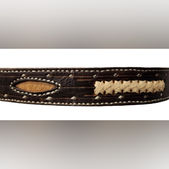 Cowboy Brown Belt with cow hide Inlay and white leather braiding - Picture 4 of 7